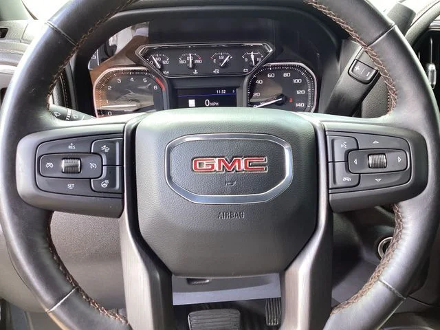 Used 2022 Dark Sky Metallic GMC AT4 image 17