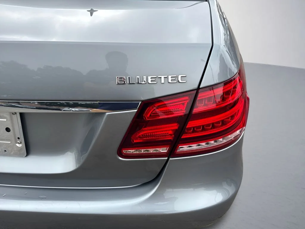 Used 2014  Mercedes-Benz E 250 image 35