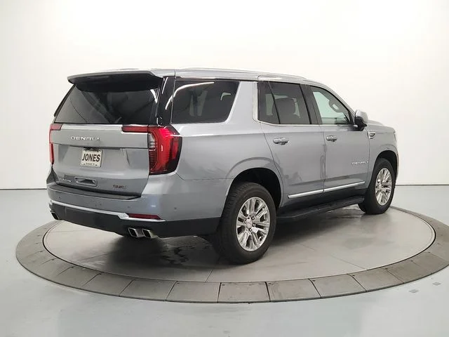 Used 2025 Silver GMC Denali image 8