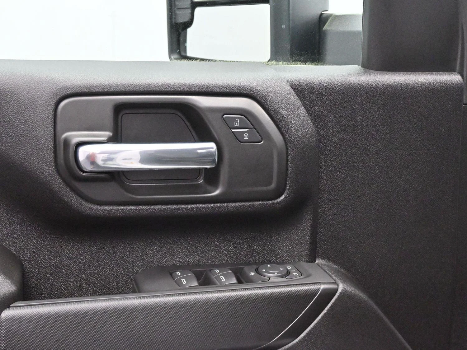 Used 2025 Summit White Chevrolet WT image 33