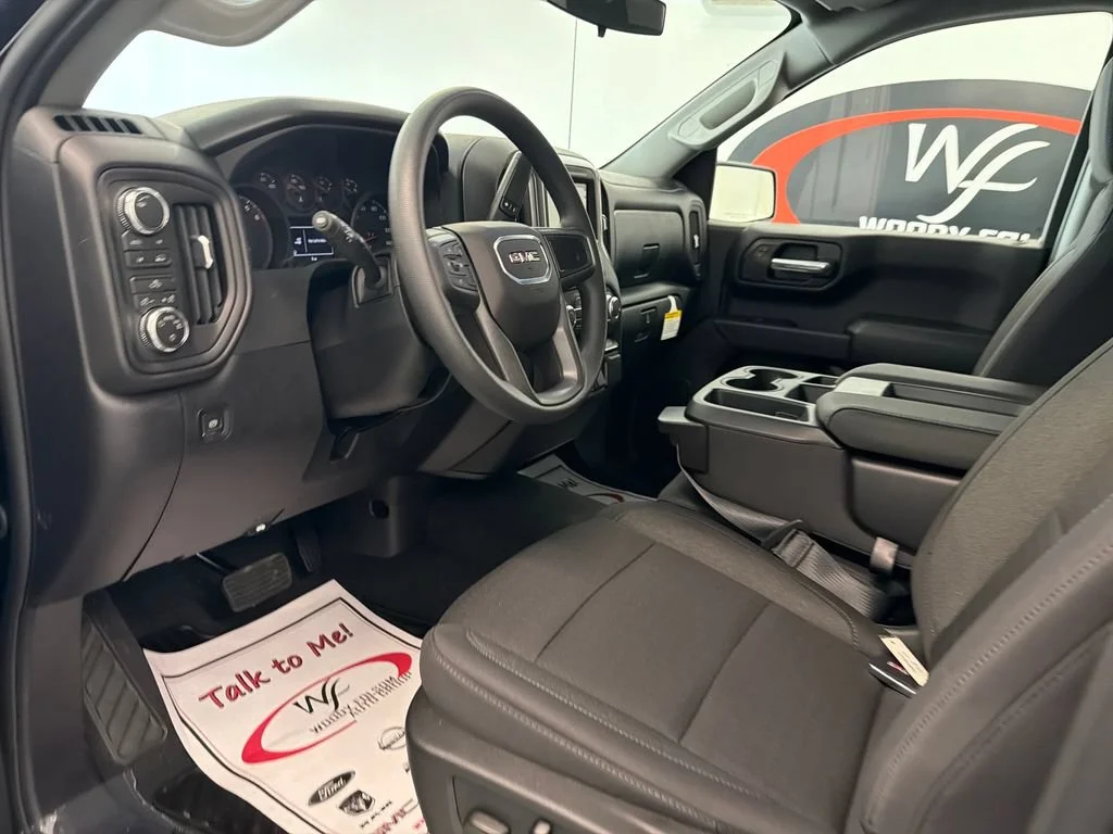 New 2026 Onyx Black GMC Pro image 11