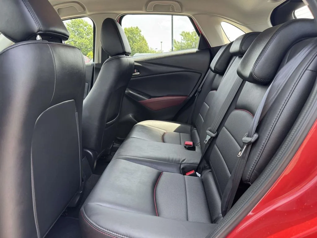 Used 2016 Red Mazda Touring image 15