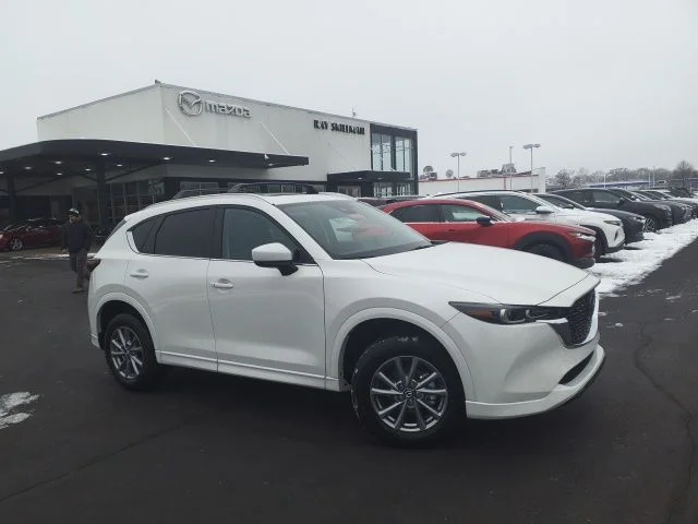 2025 Mazda CX-5 S Preferred package Auto AWD's photo