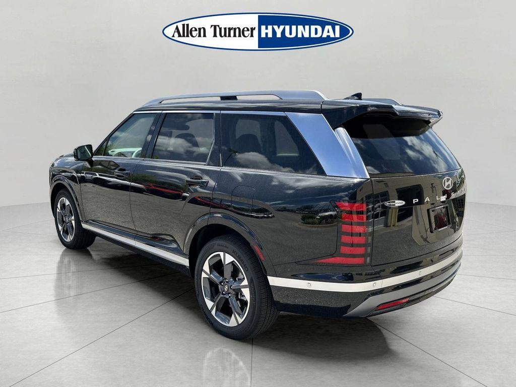 New 2026 Abyss Black Pearl Hyundai Limited FWD image 5