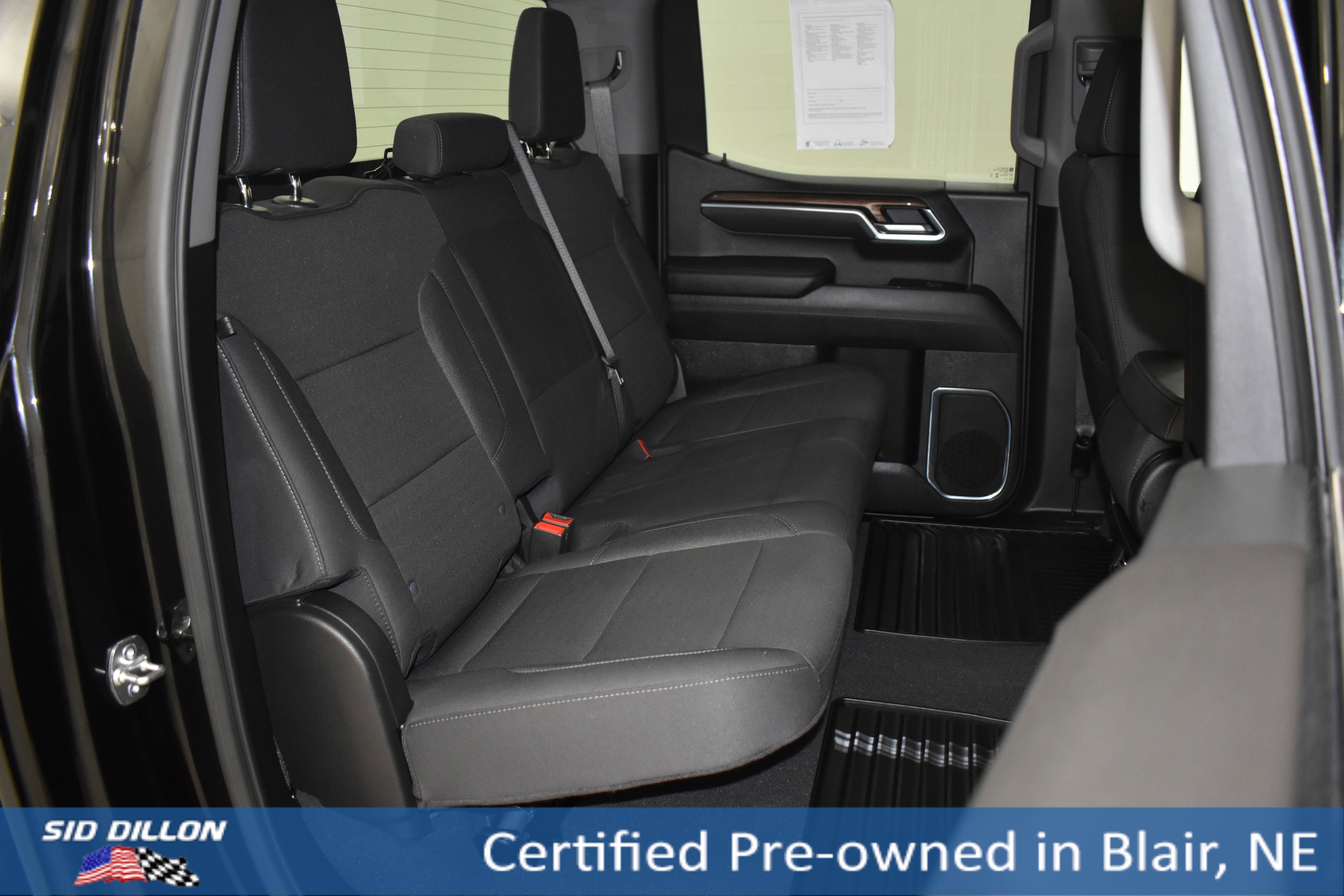Used 2025 Black Chevrolet LT image 10