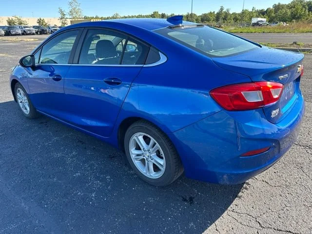 Used 2016 KINETIC BLUE METALLIC Chevrolet LT image 6