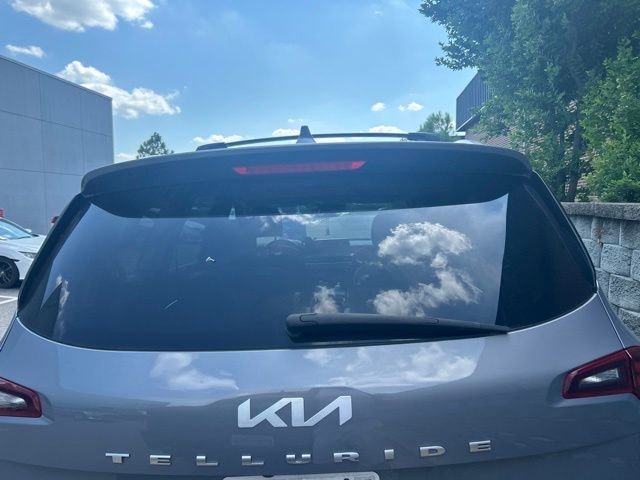 Used 2022 Silver Kia SX image 5