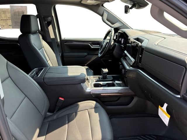 2026 Chevrolet Silverado 1500 LTZ - Photo 13