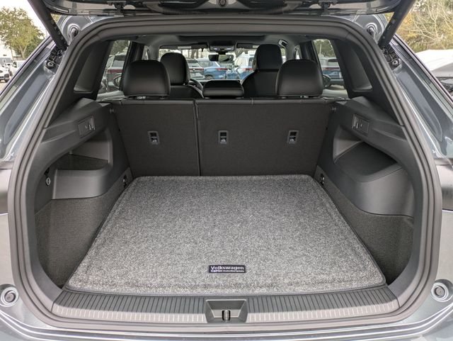 New 2026 Gray Volkswagen 2.0T SE R-Line Black image 12