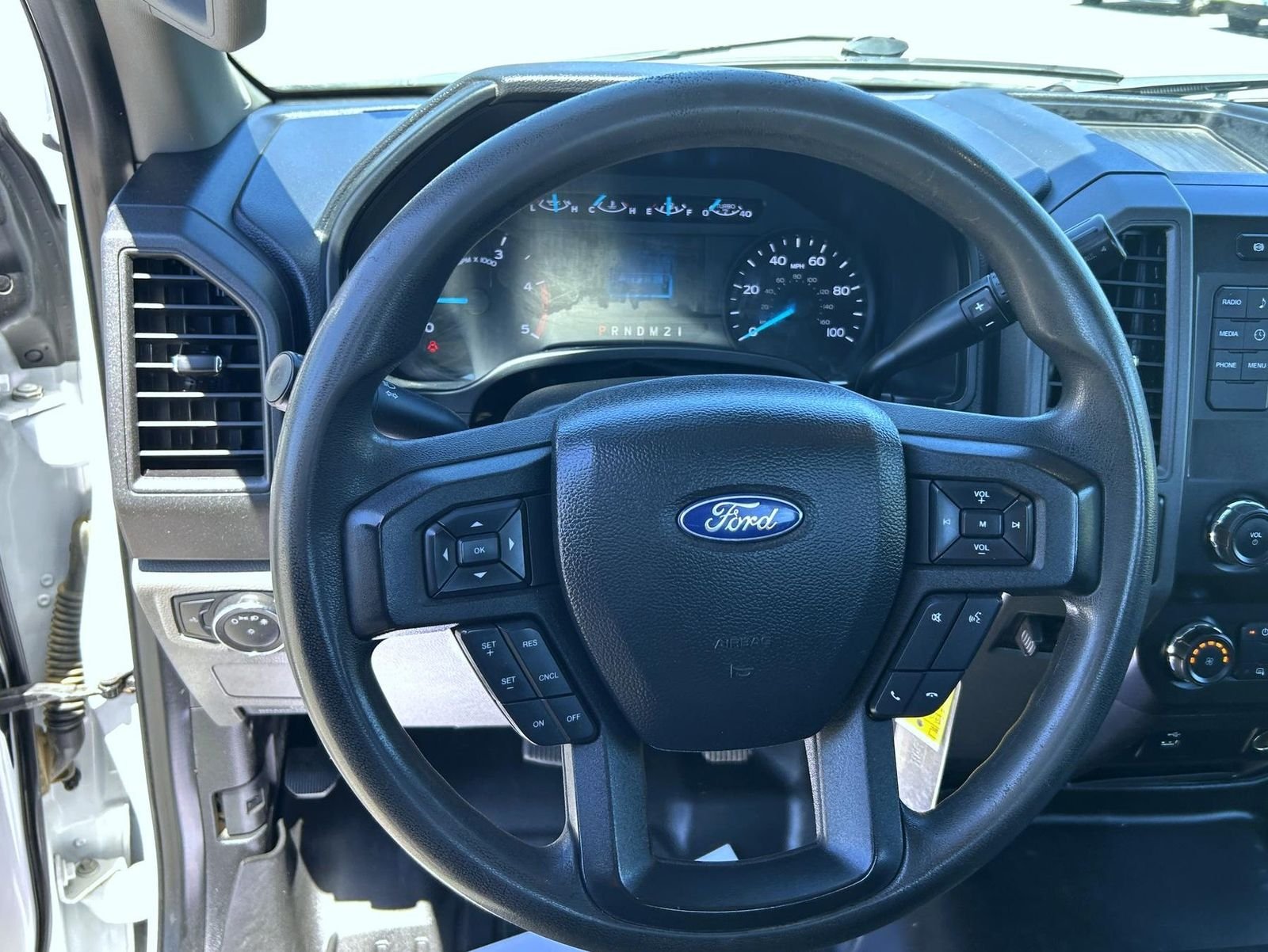 Used 2019 White Ford XL image 11