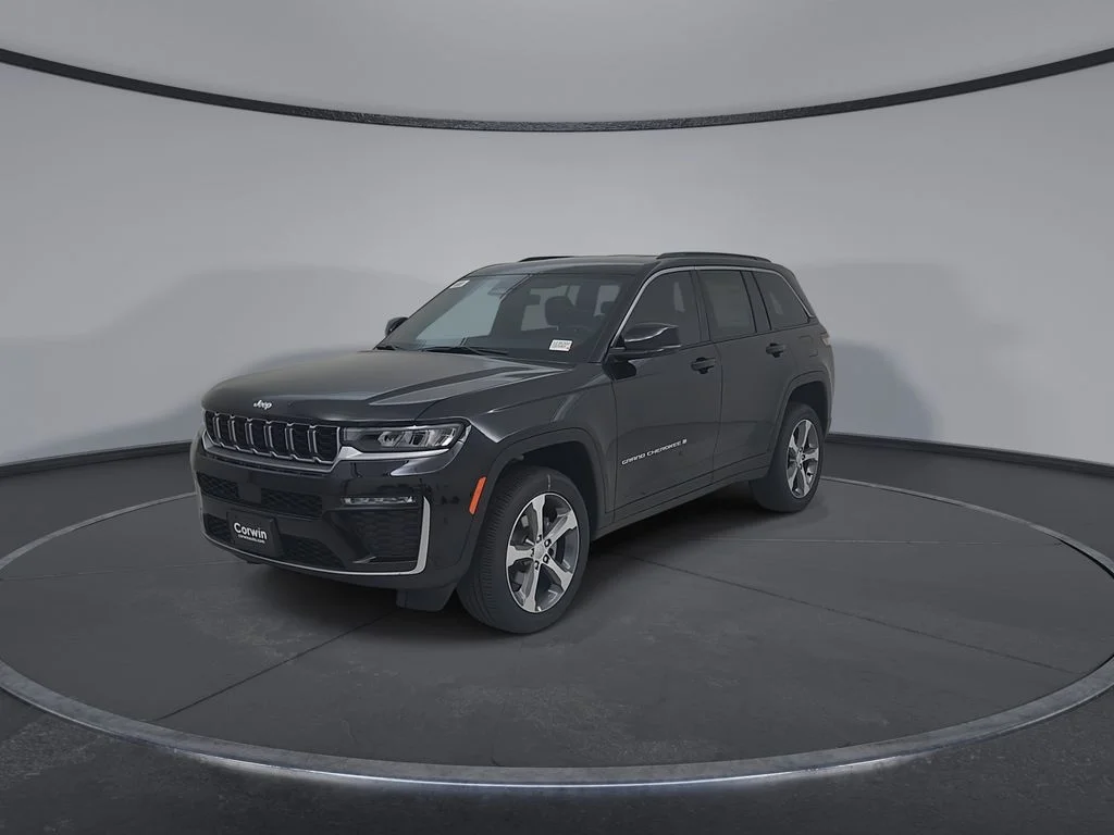 New 2026 Diamond Black Crystal Pearl-Coat Exterior Paint Jeep Limited image 6