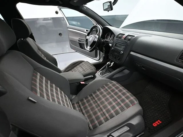 2006 Volkswagen New GTI 2.0T FSI - Photo 37