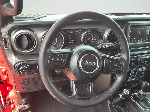 Used 2023 Red Jeep Sport S image 17