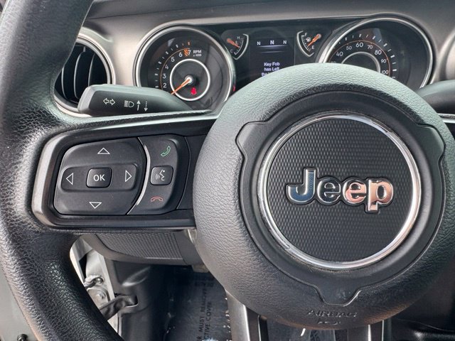 Used 2020 Gray Jeep Sport 4x4 image 27