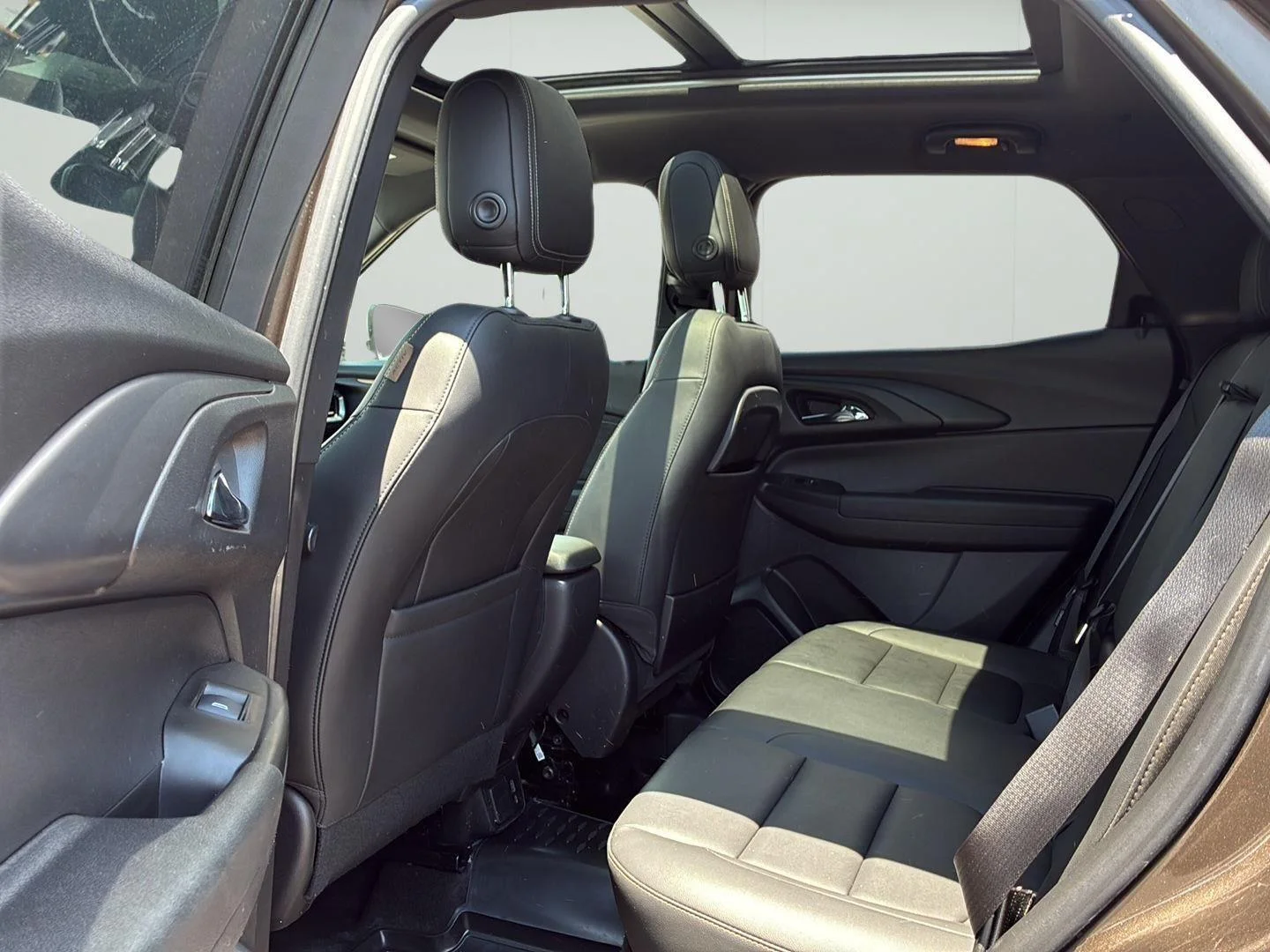 Used 2022 Zeus Bronze Metallic Chevrolet ACTIV image 18