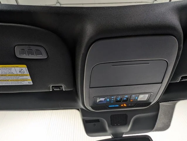 New 2027 Agate Black Metallic Ford MAX Platinum image 44