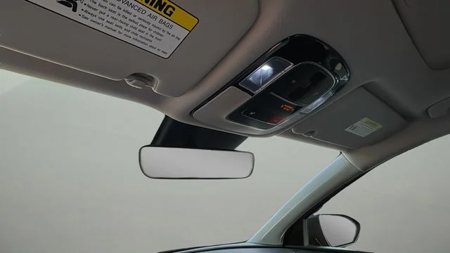 Used 2025 Black Hyundai SEL Convenience image 28