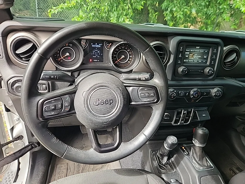 Used 2019 Bright White Clearcoat Jeep Sport S image 4