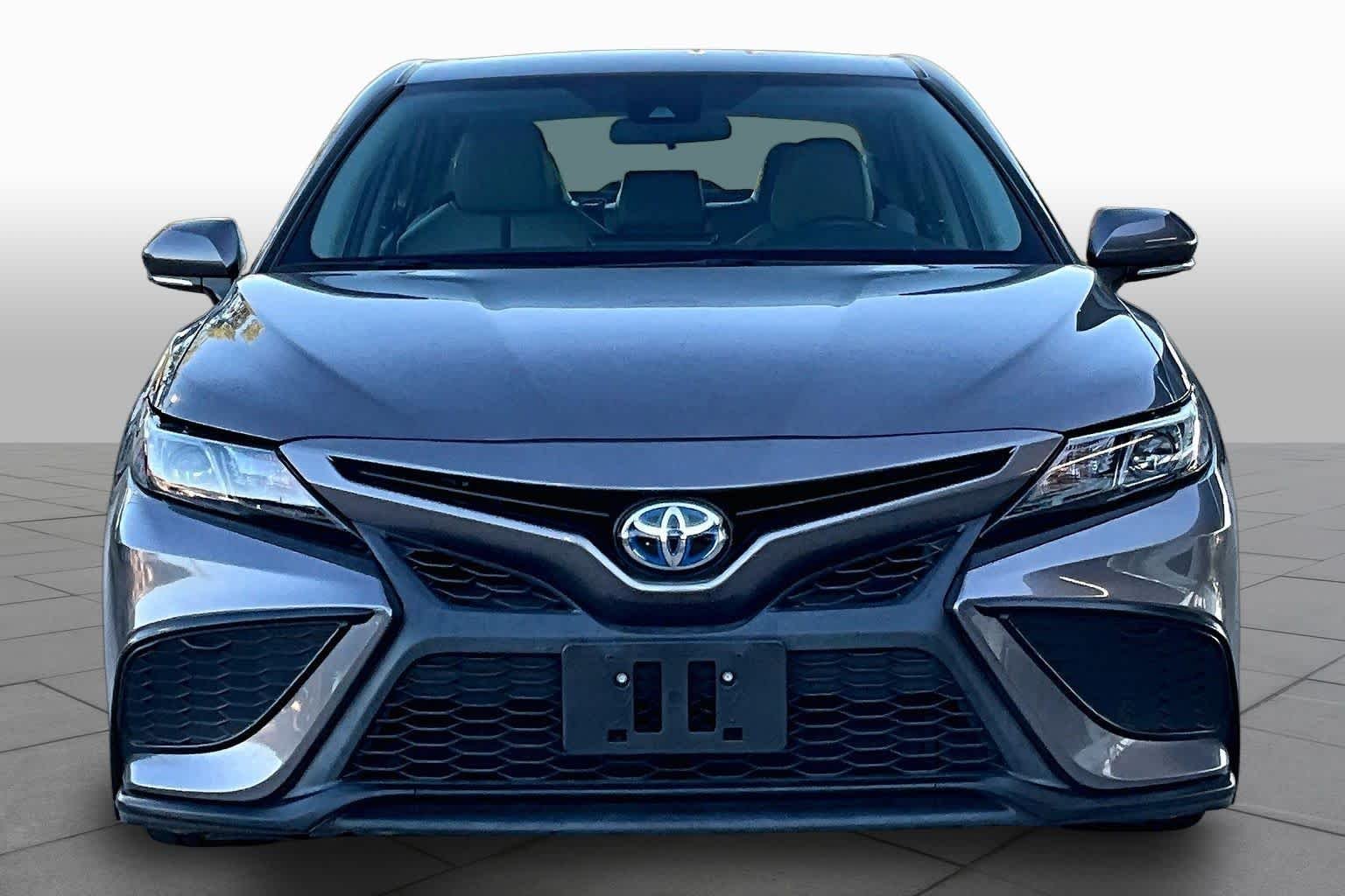Used 2024 Predawn Gray Mica Toyota Hybrid SE image 4