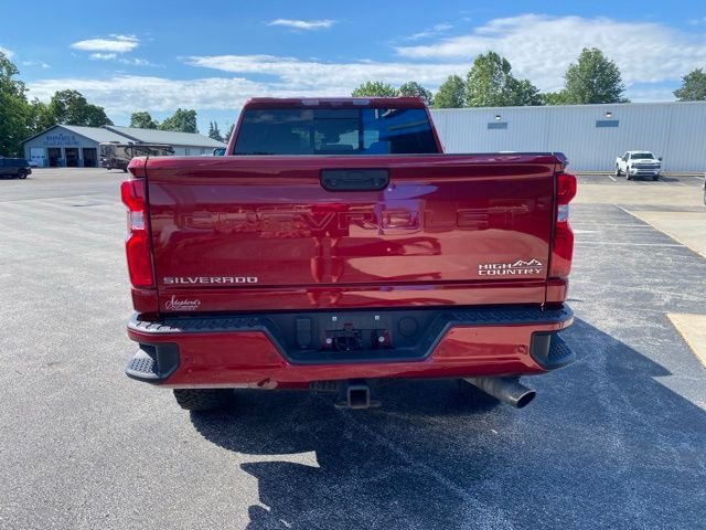 Used 2024 Red Chevrolet High Country image 4