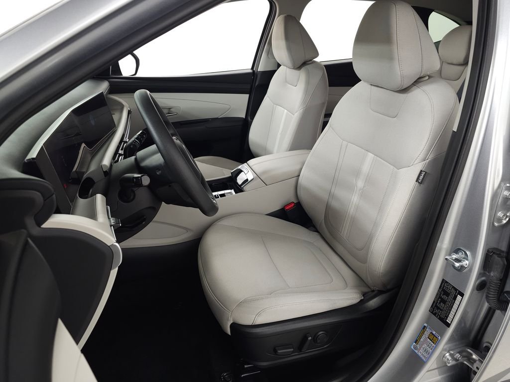 Certified Used 2026 Shimmering Silver Hyundai SEL image 18