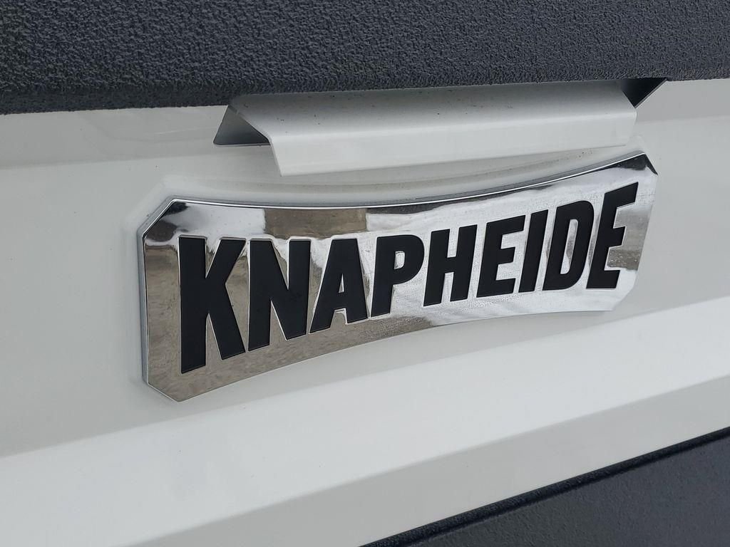 New 2026 Oxford White Ford F-450® XL image 30