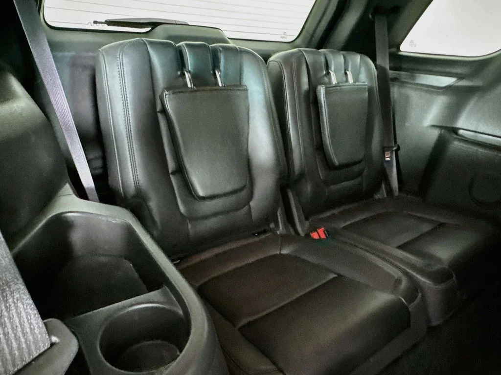 Used 2013 Ingot Silver Ford XLT image 32