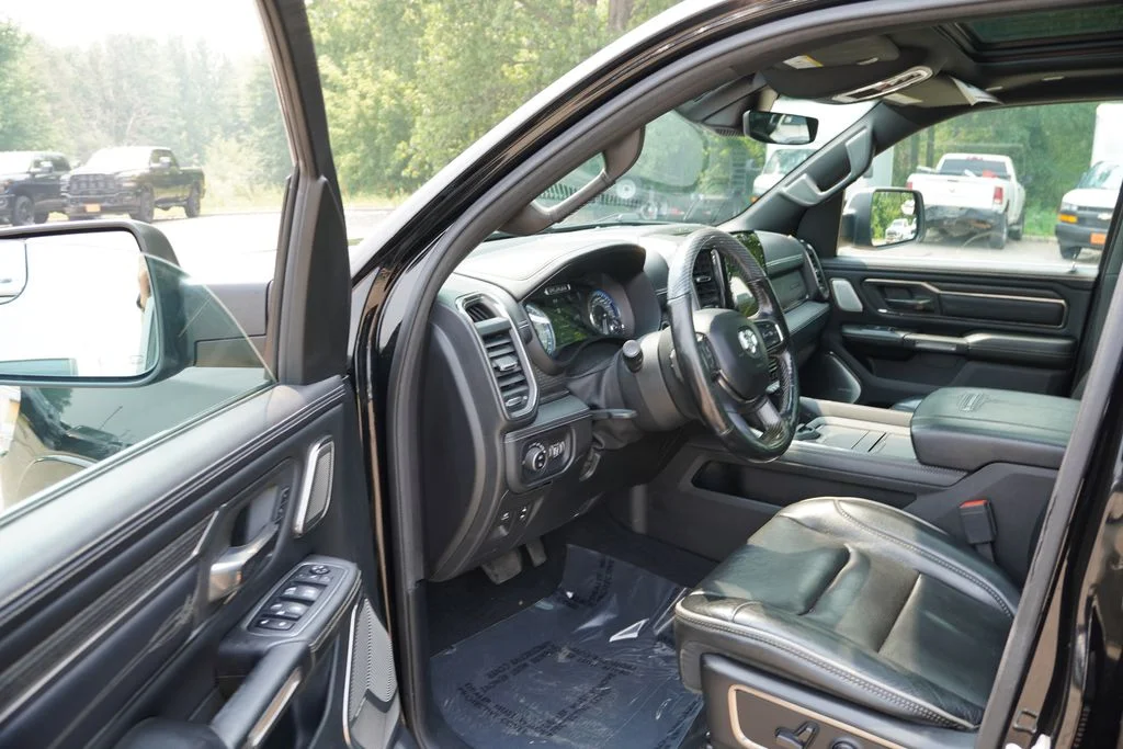 Used 2019 Diamond Black Crystal Pearlcoat Ram Limited image 16