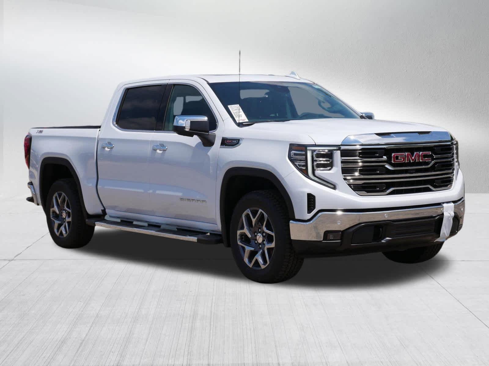 2026 GMC Sierra 1500 SLT - Photo 7