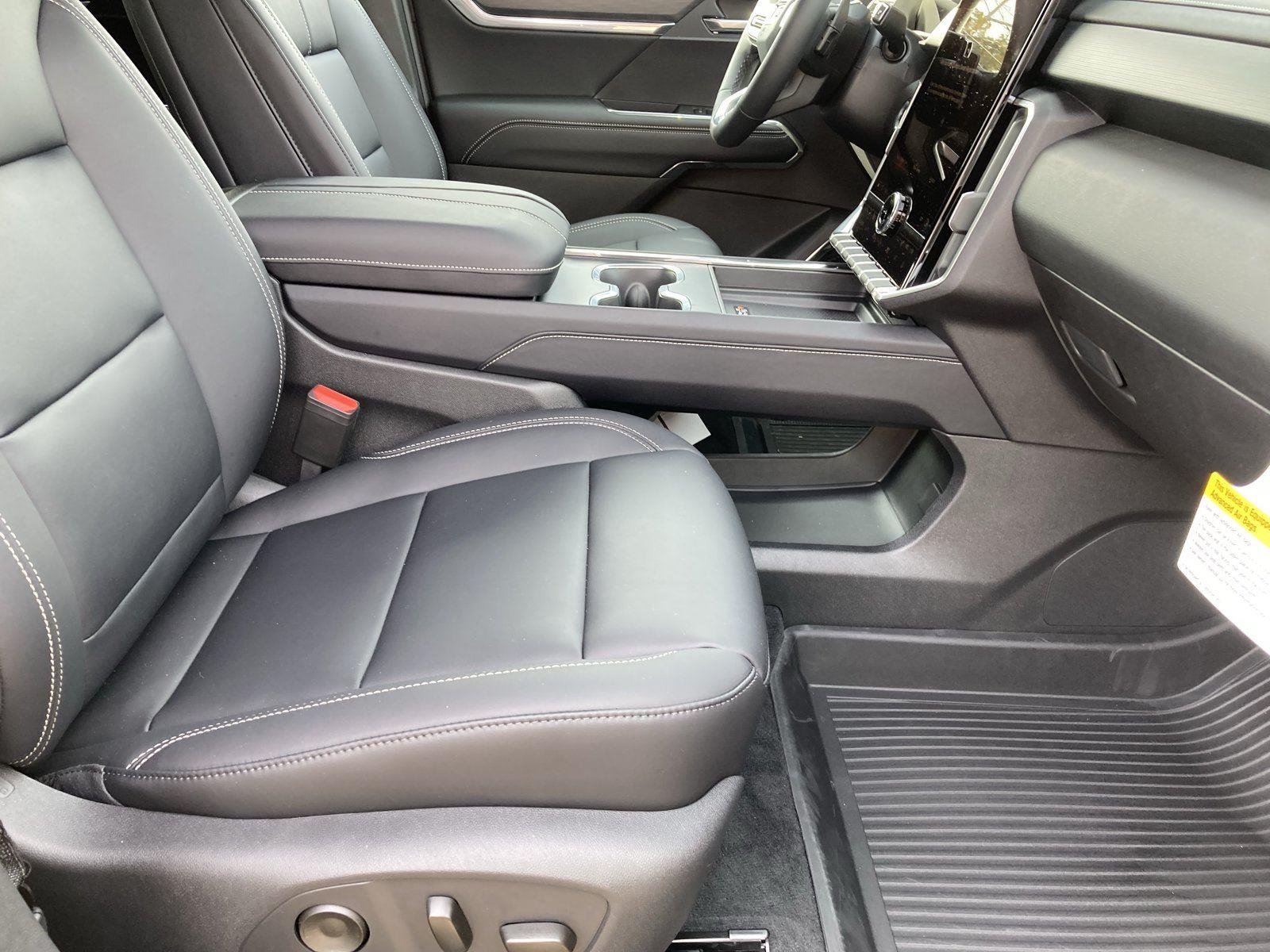 New 2026 Ebony Twilight Metallic GMC Elevation image 33