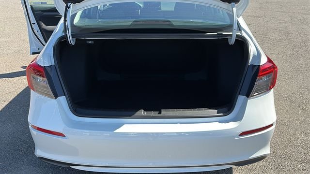 Used 2024 Platinum White Pearl Honda LX image 25