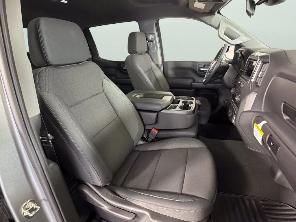 2024 Chevrolet Silverado 1500 Custom - Photo 33