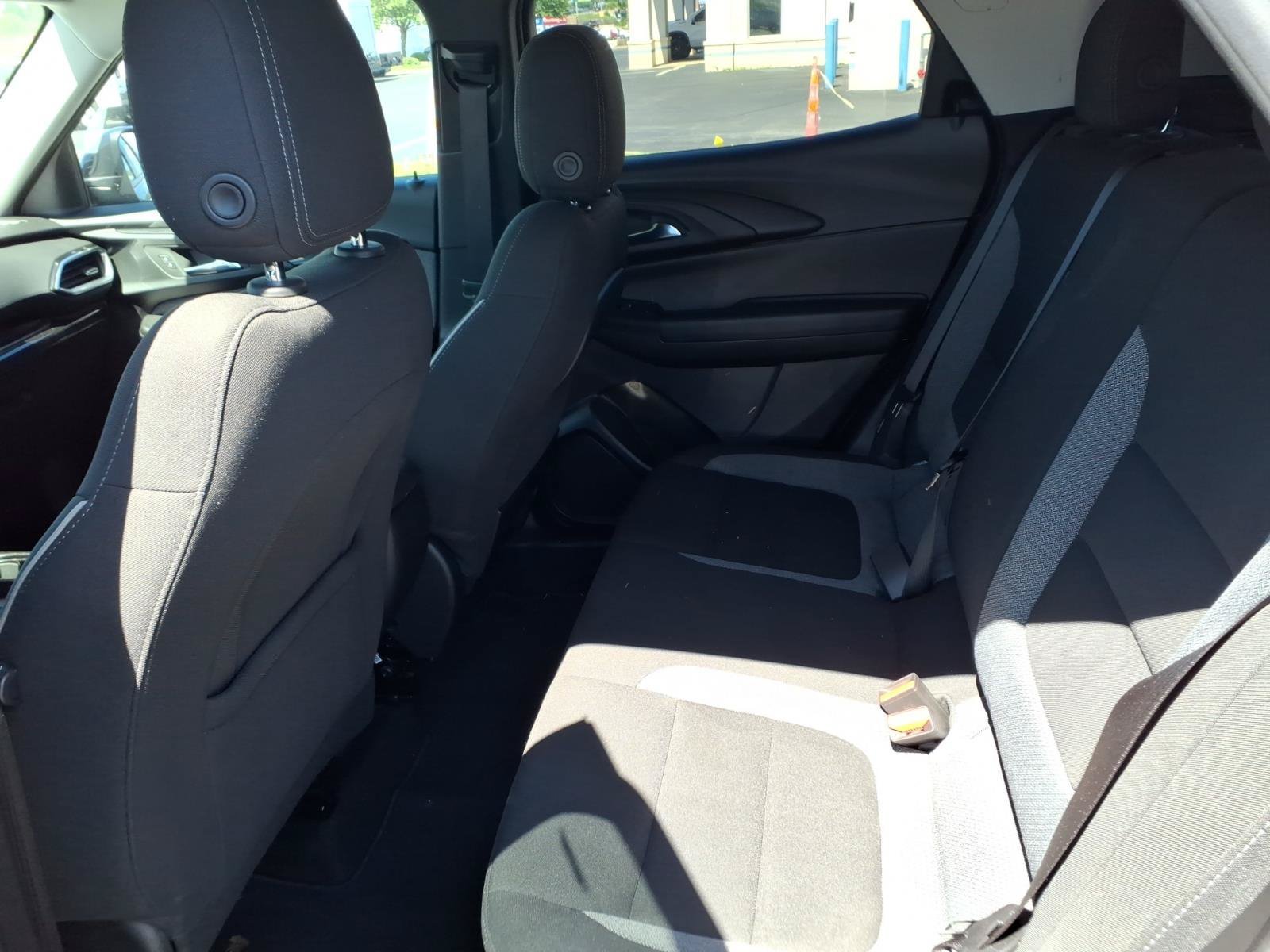 Used 2023 Mosaic Black Metallic Chevrolet LT image 25