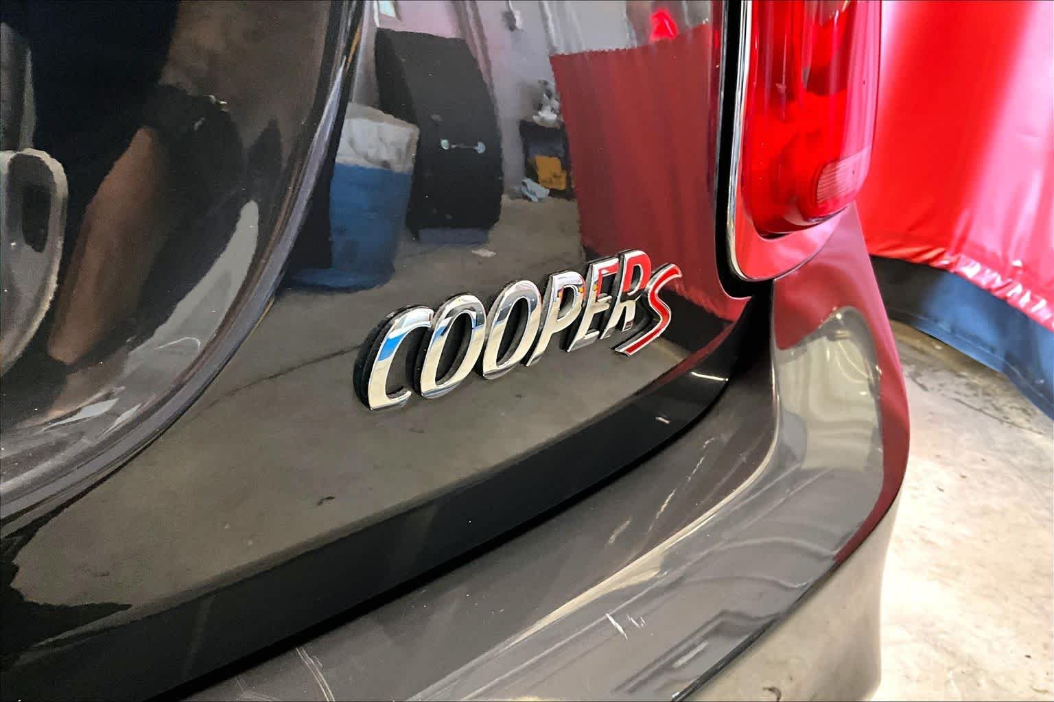 Used 2018 Thunder Grey Metallic MINI Cooper S image 10