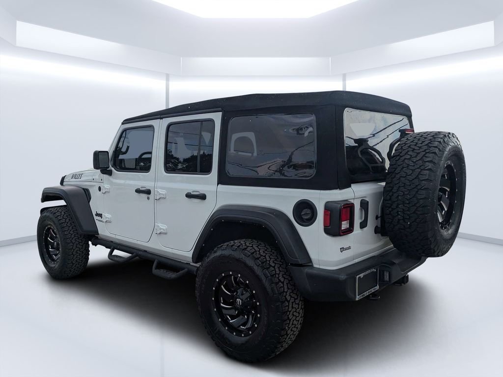 Used 2022 White Jeep Unlimited Willys image 5