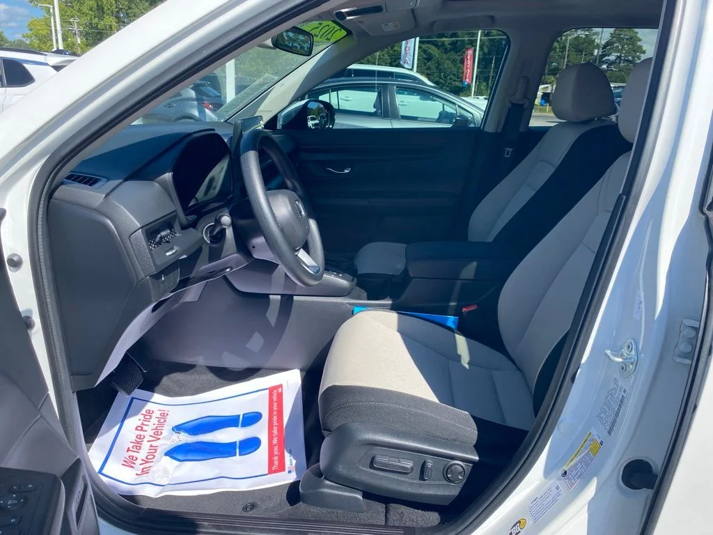 Used 2025 White Honda EX image 6