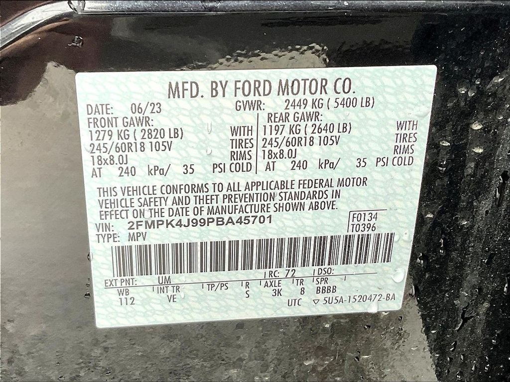 Used 2023 Black Ford SEL image 31