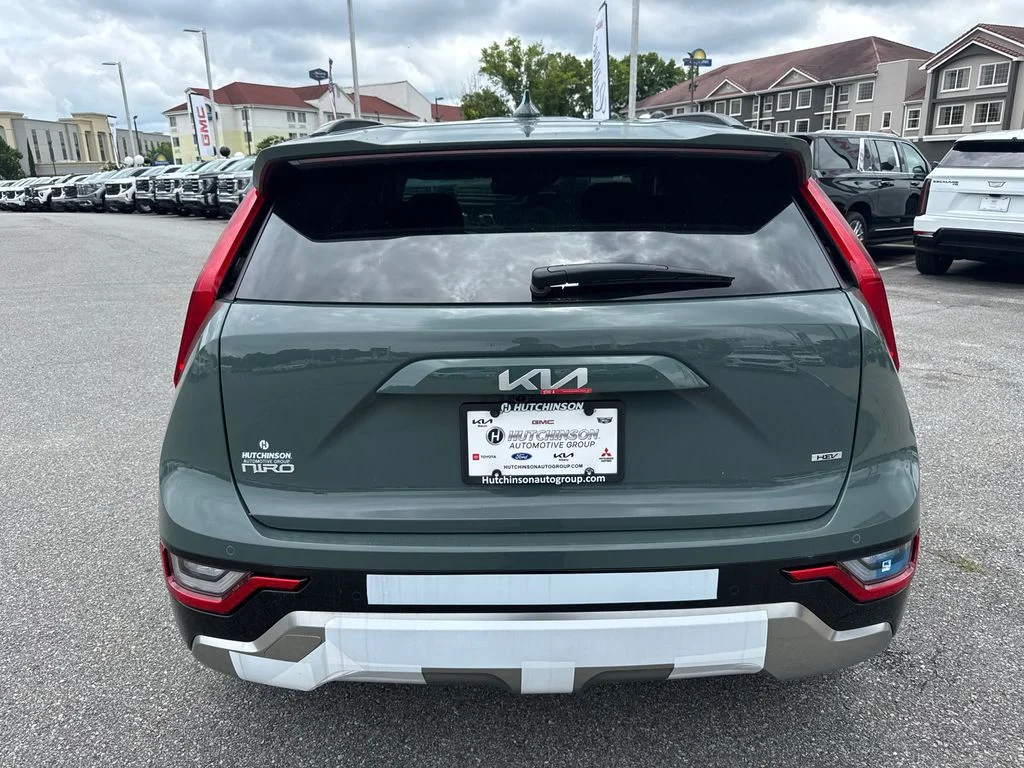 New 2025 Green Kia SX Touring image 4