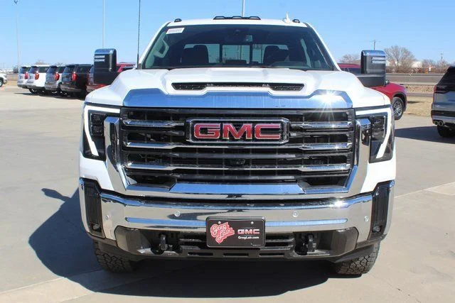 New 2026 White GMC SLT image 6
