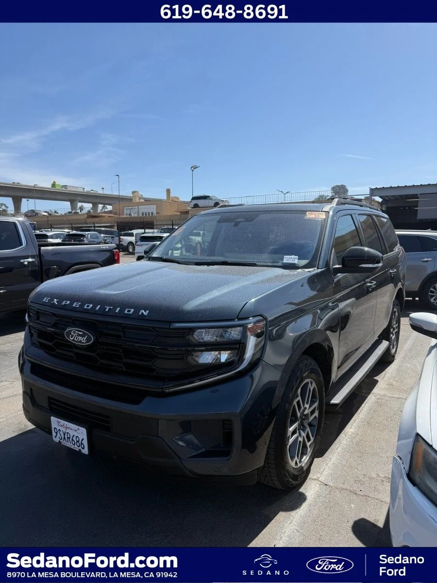 2025 Ford Expedition Active 4x4's photo