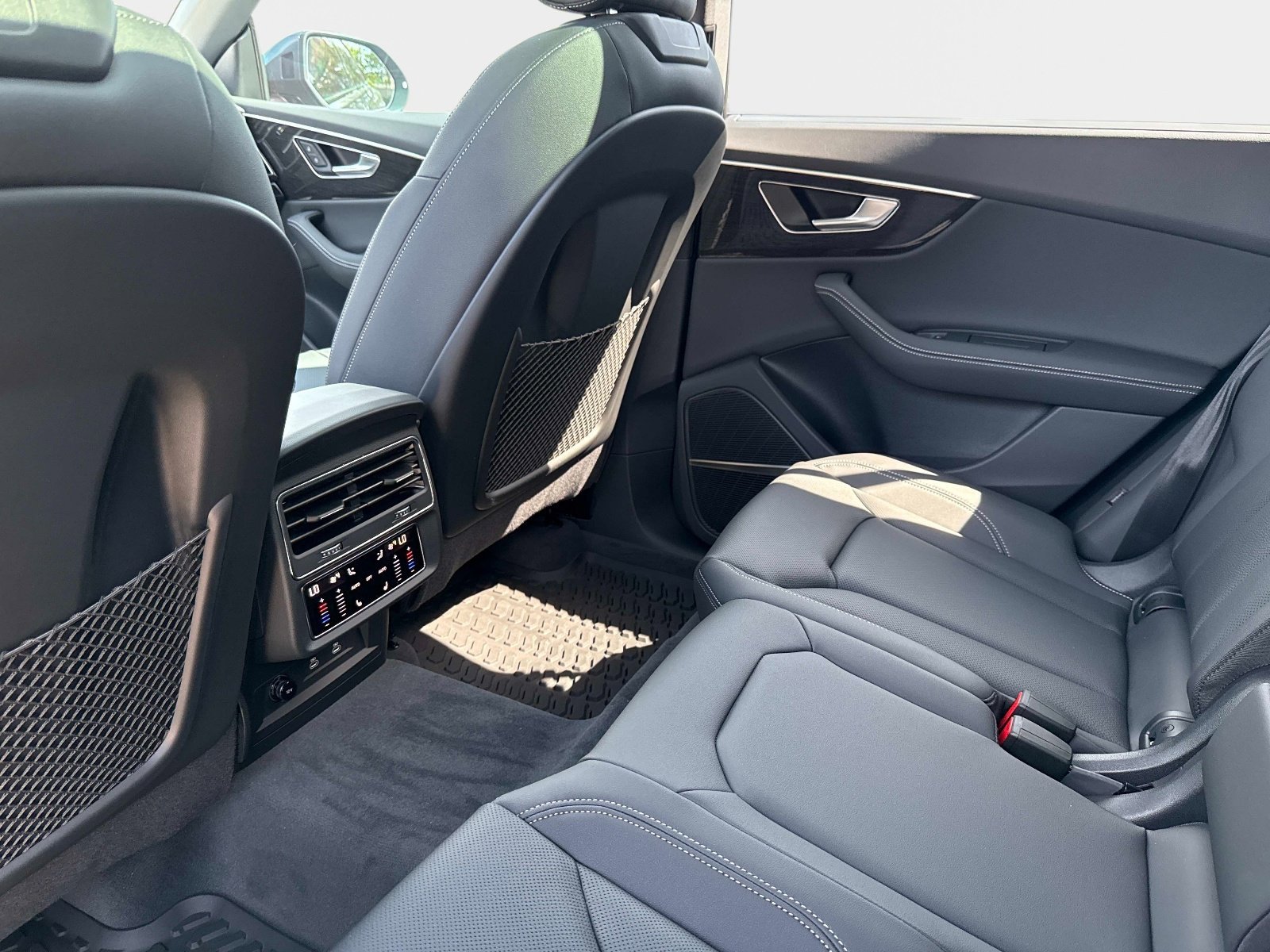 New 2026 Daytona Gray Pearl Effect Audi Premium Plus image 13