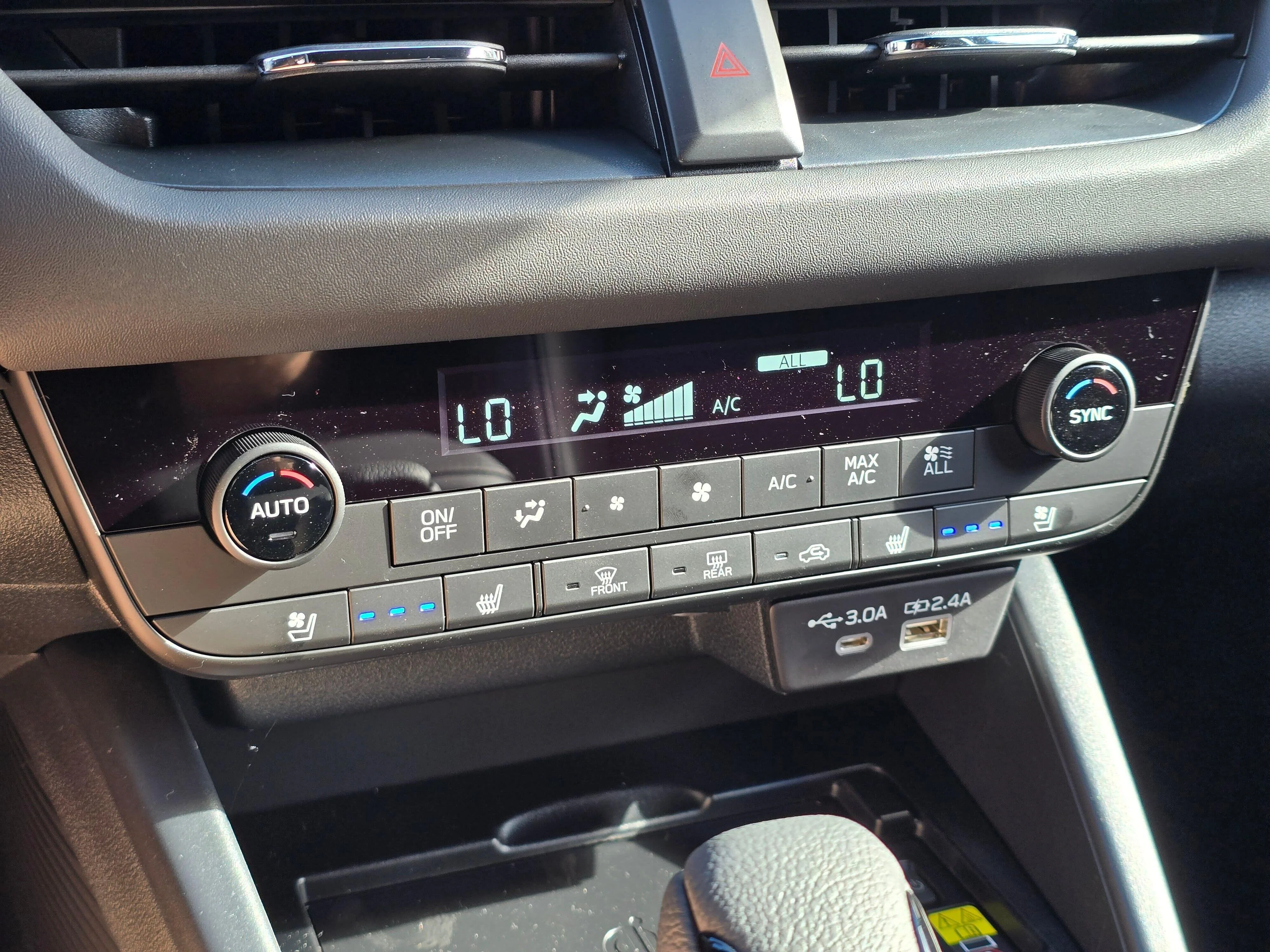 New 2026 ICE SILVER METALLIC Subaru Touring XT image 22