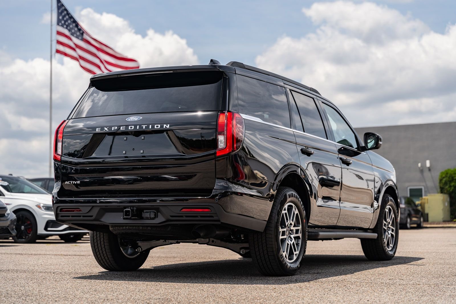 New 2026 Agate Black Metallic Ford Active image 4