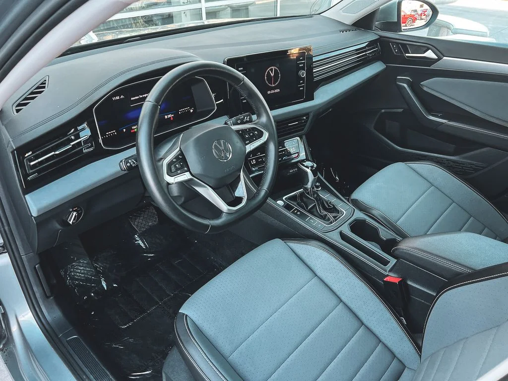 2025 Volkswagen Jetta SE - Photo 18