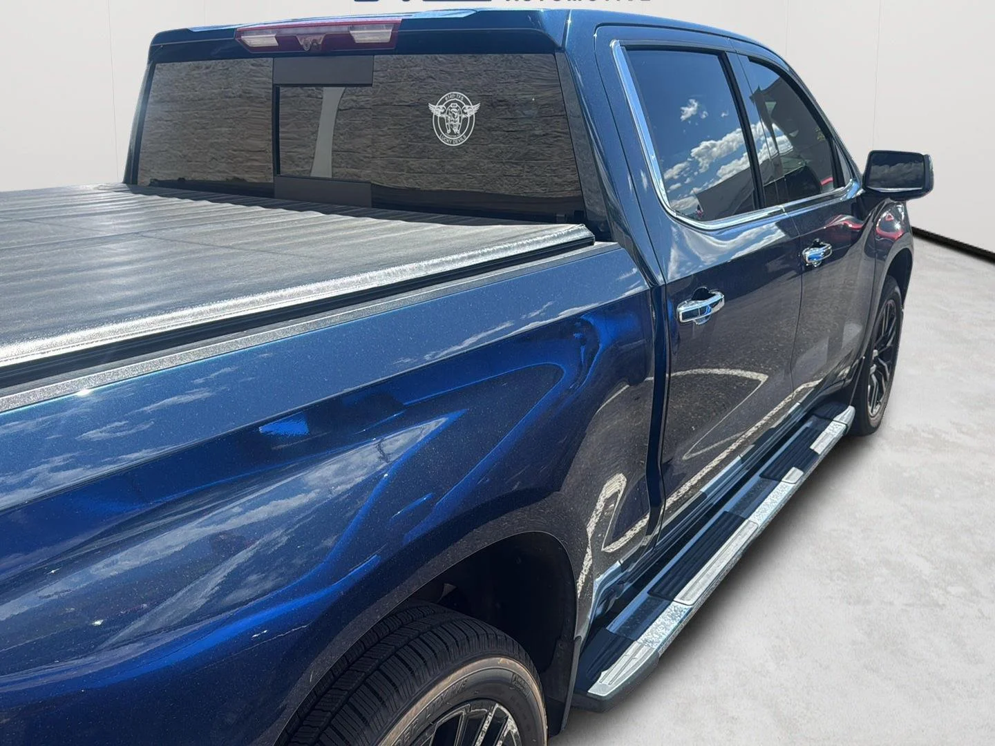 Used 2020 Northsky Blue Metallic Chevrolet High Country image 5