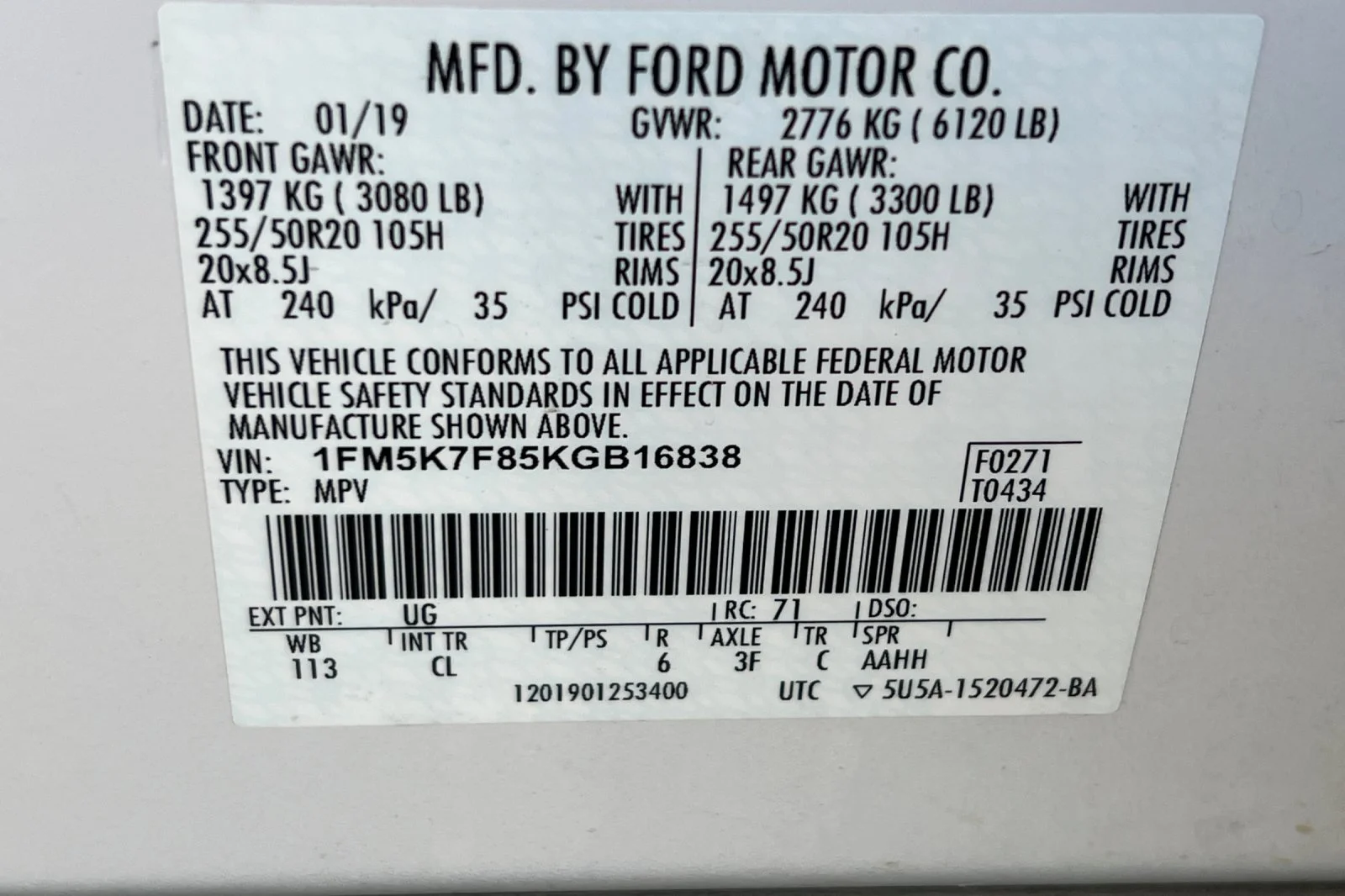 Used 2019 White Ford Limited image 30