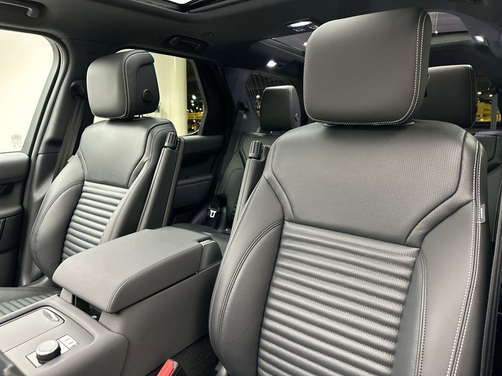 New 2027 Fuji White Land Rover S image 10