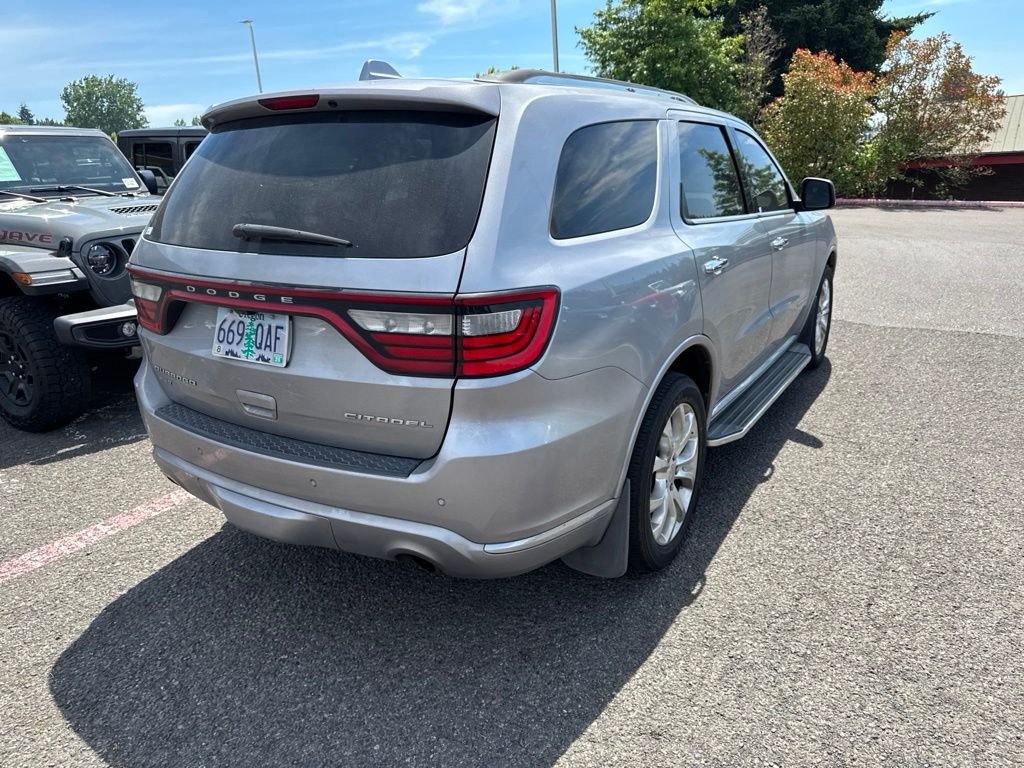 Used 2016 Silver Dodge Citadel image 8