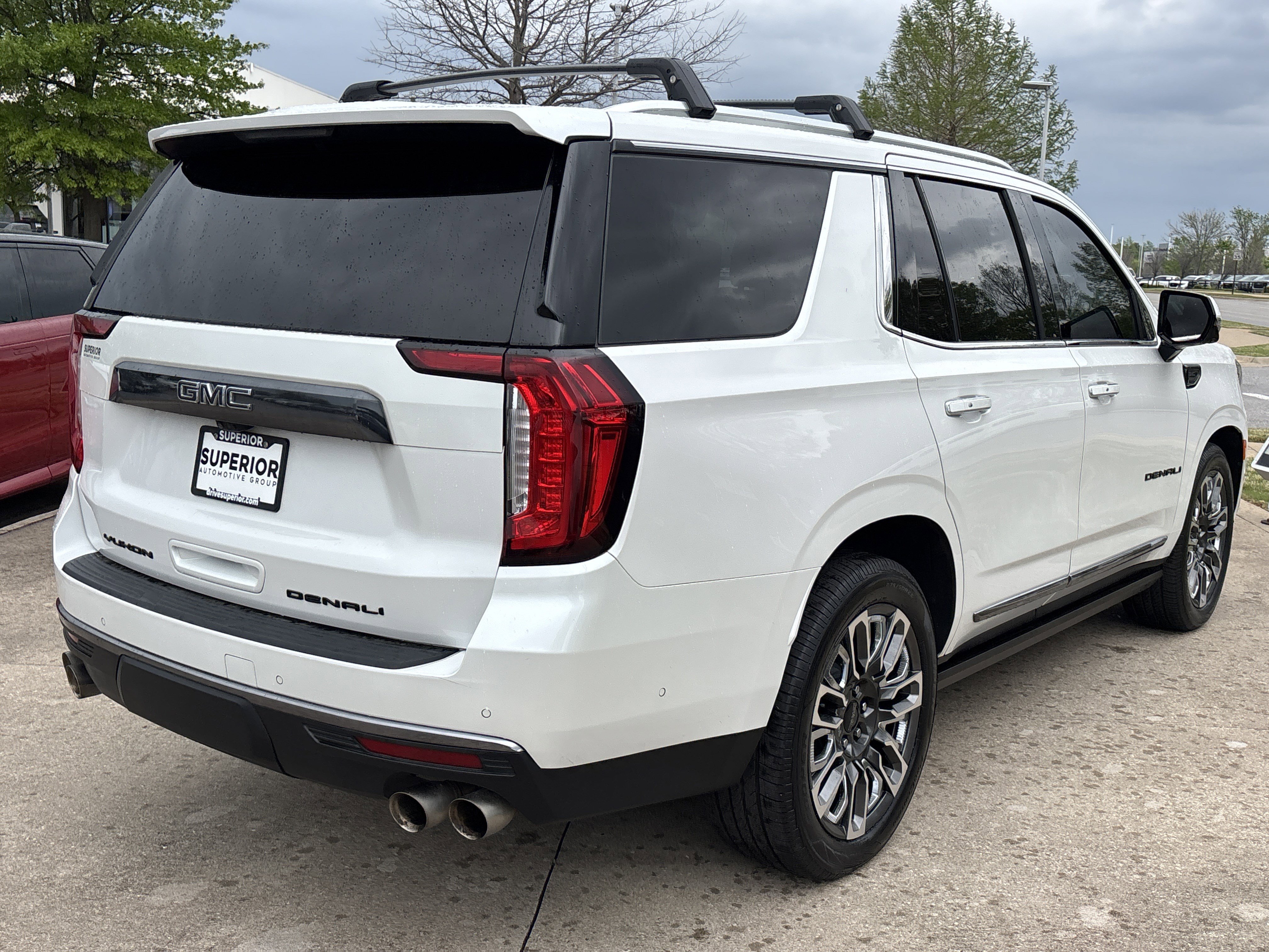 Used 2023 White Frost Tricoat GMC Denali Ultimate 4WD image 3