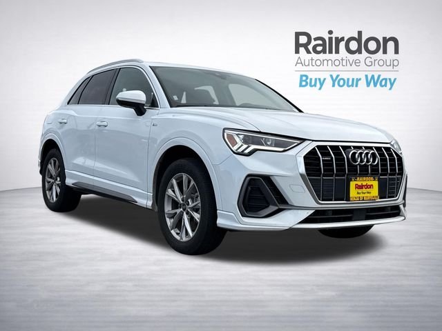 2024 Audi Q3 45 TFSI S Line Premium quattro's photo